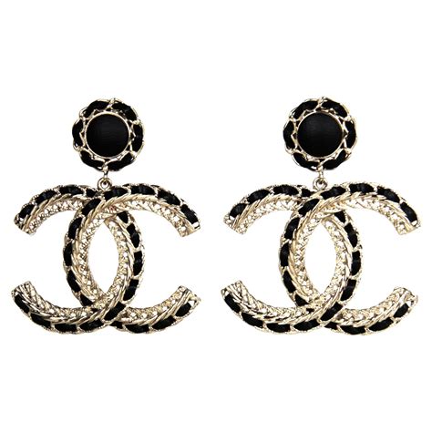 large chanel cc earrings.